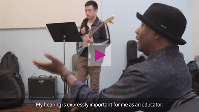 <iframe src="//wdh.23video.com/v.ihtml/player.html?token=e9b58624074b81e57b637a62e54737bb&source=embed&photo%5fid=76025113&autoPlay=1" width="900" height="655" frameborder="0" border="0" scrolling="no" mozallowfullscreen="1" webkitallowfullscreen="1" allowfullscreen="1" allow="autoplay; fullscreen"></iframe>