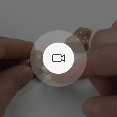 imagesspot-switching-your-hearing-aids-on-and-off-382x382